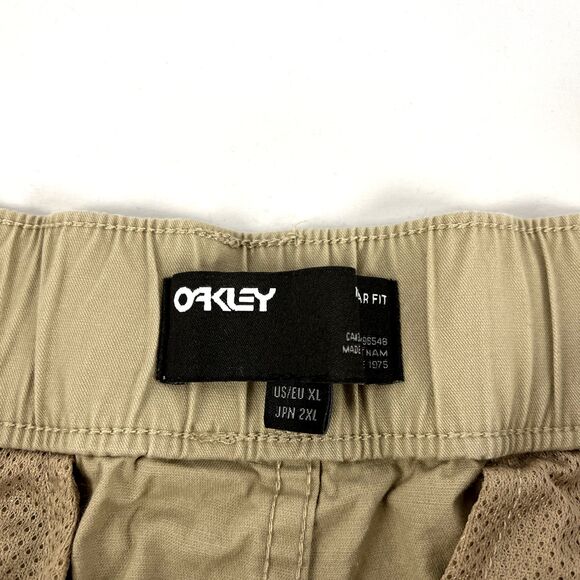 Mens Oakley Belted Casual Khaki Shorts Regular Fit Sz XL Polyester Blend - Picture 4 of 9